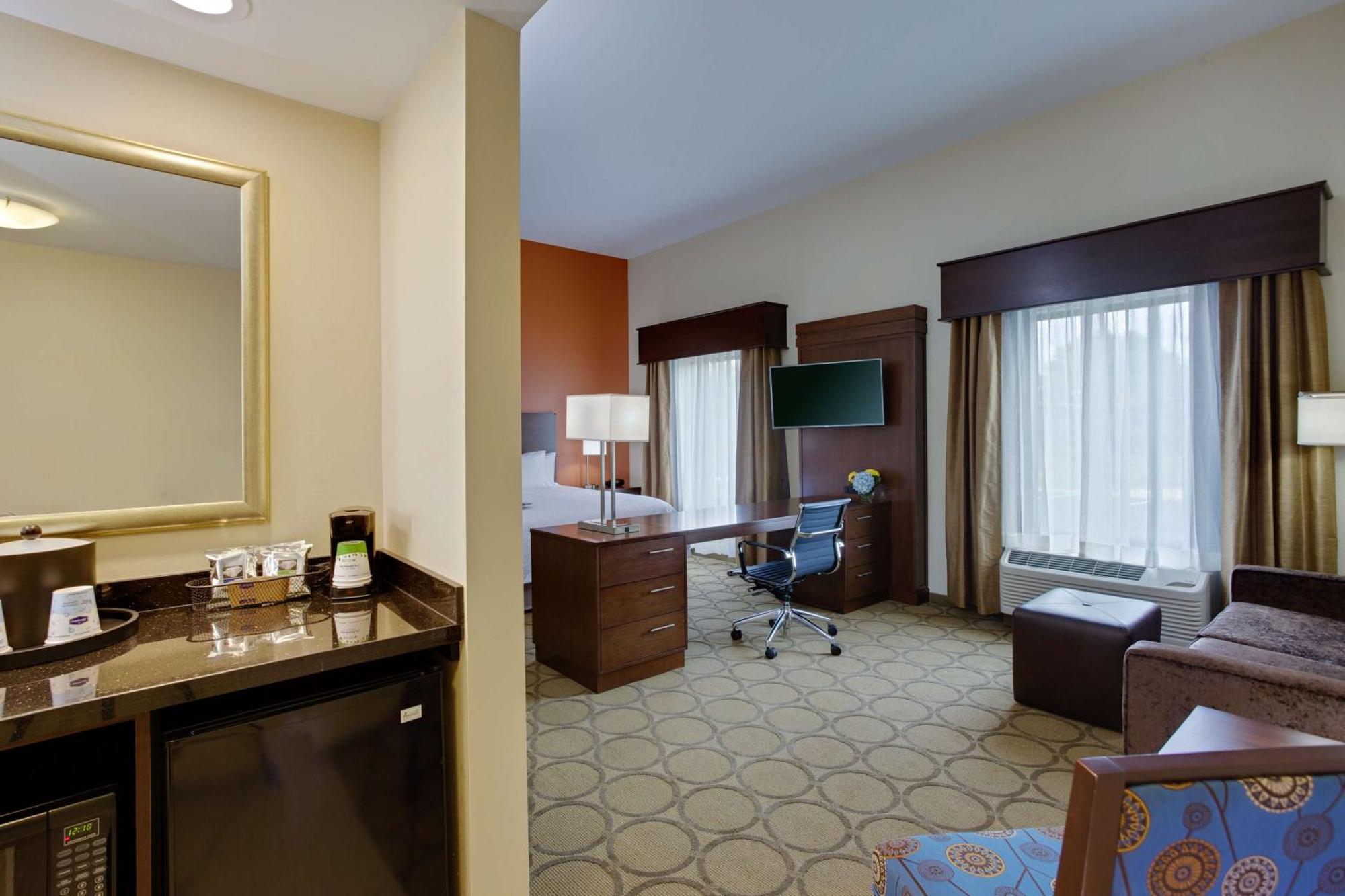 Hampton Inn & Suites Philadelphia/Bensalem Εξωτερικό φωτογραφία