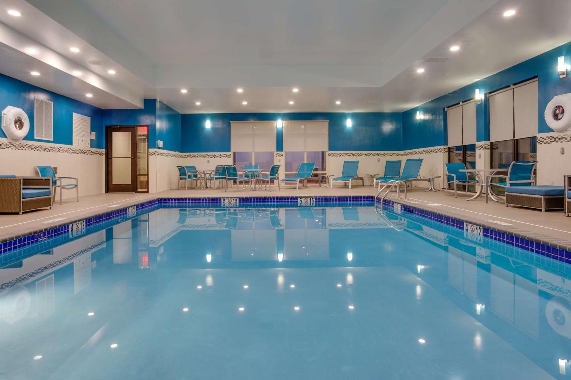 Hampton Inn & Suites Philadelphia/Bensalem Εξωτερικό φωτογραφία