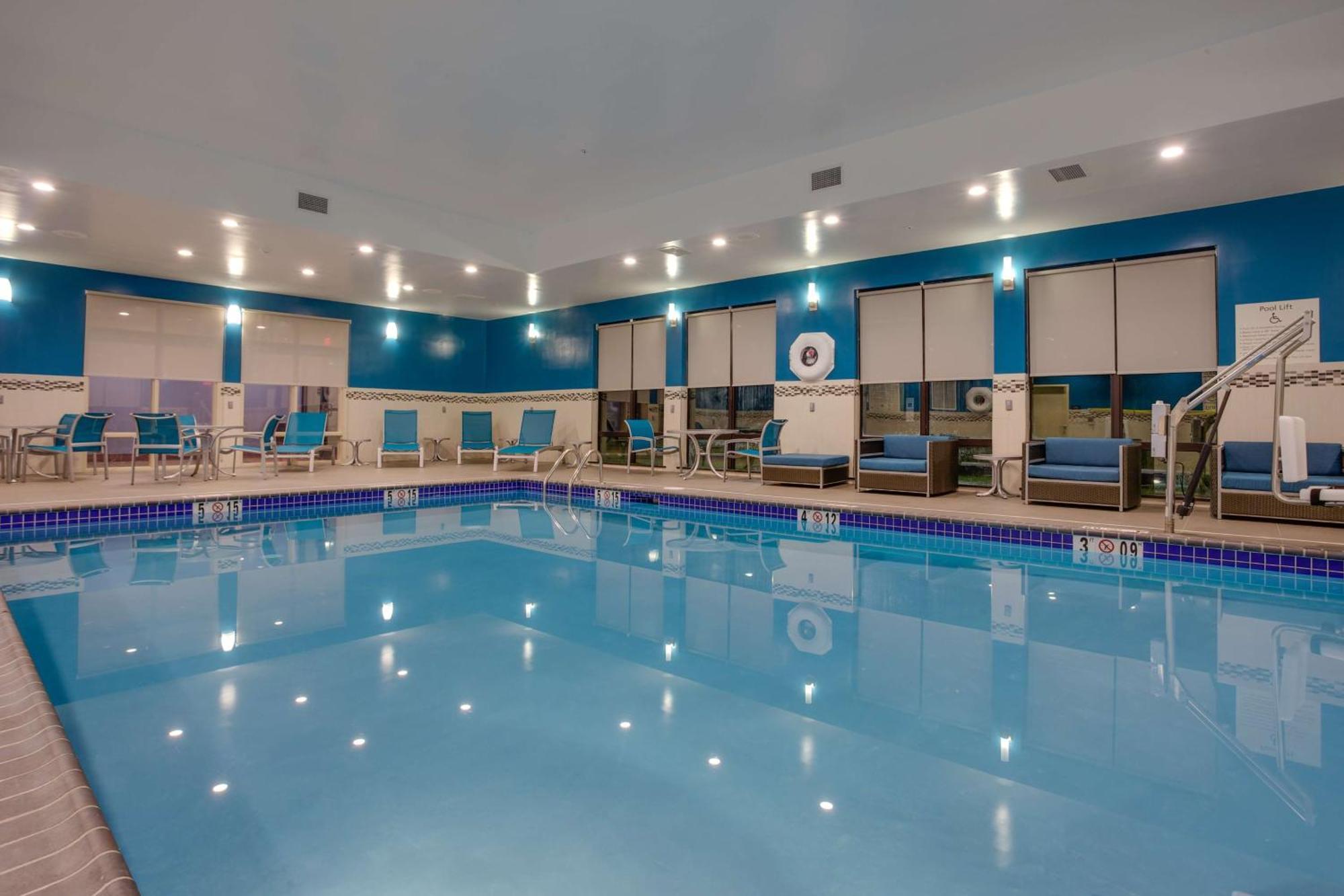Hampton Inn & Suites Philadelphia/Bensalem Εξωτερικό φωτογραφία